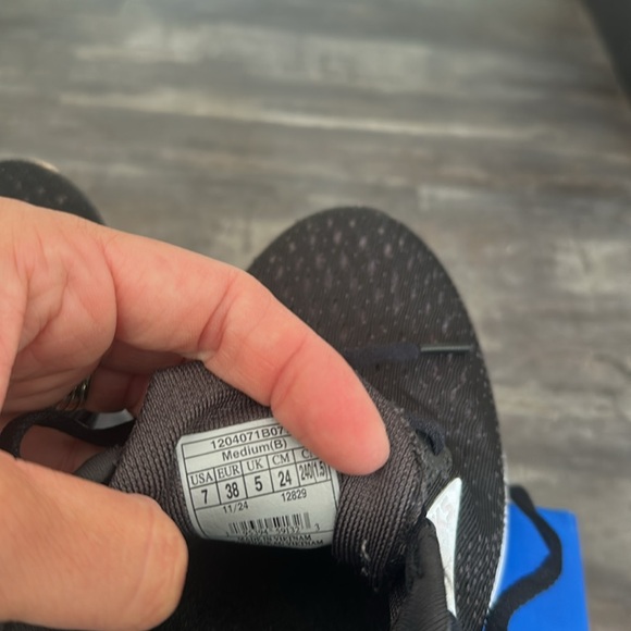 Brooks Black and White Athletic Shoes - Picture 6 of 8